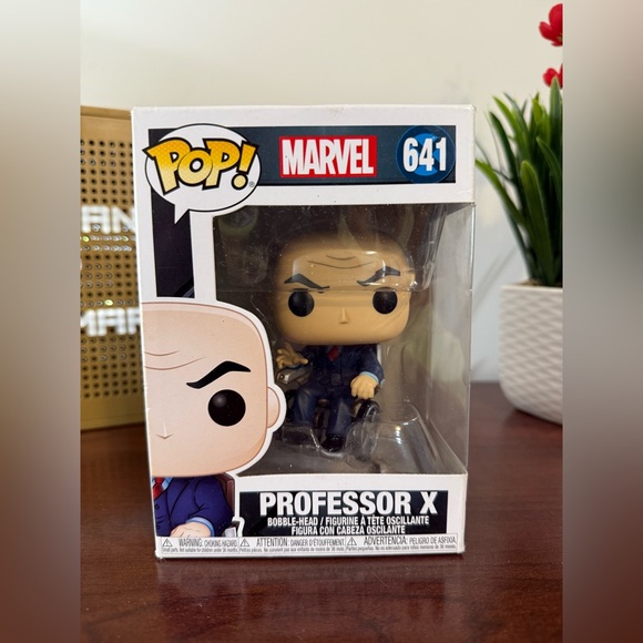 Funko Pop! Marvel: X-Men 20th Anniversary - Professor X, Multicolor - Picture 1 of 8